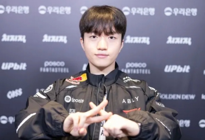 Keria：之前打得太畏缩，就跟队友说要打得更自信些